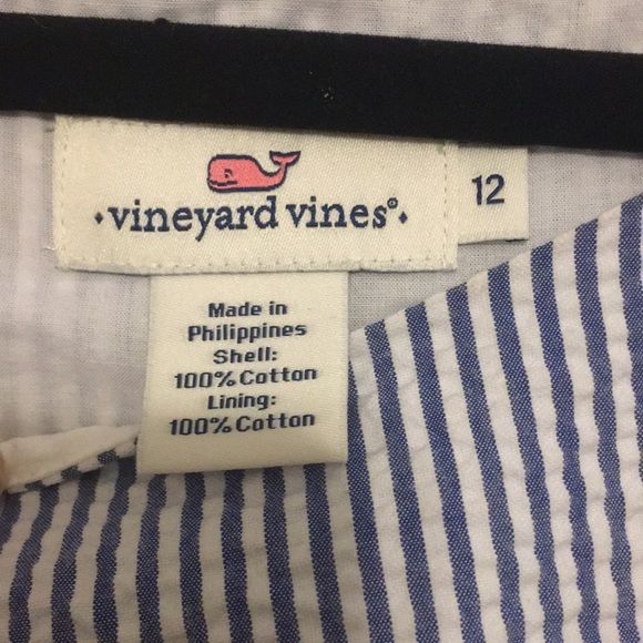 Searsucker Vineyard Vines Dress - Picture 3 of 3
